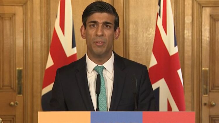 Government to pay self-employed up to £2,500 a month