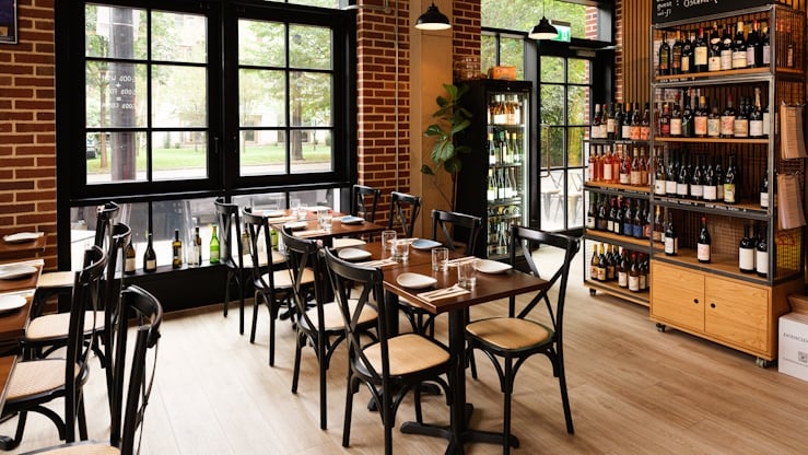 Italian restaurant Al Molo to launch in Canary Wharf
