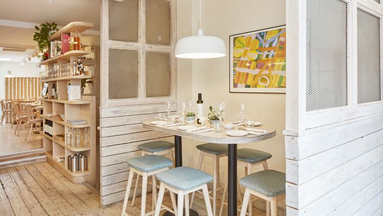 Lorne-interior2.jpg