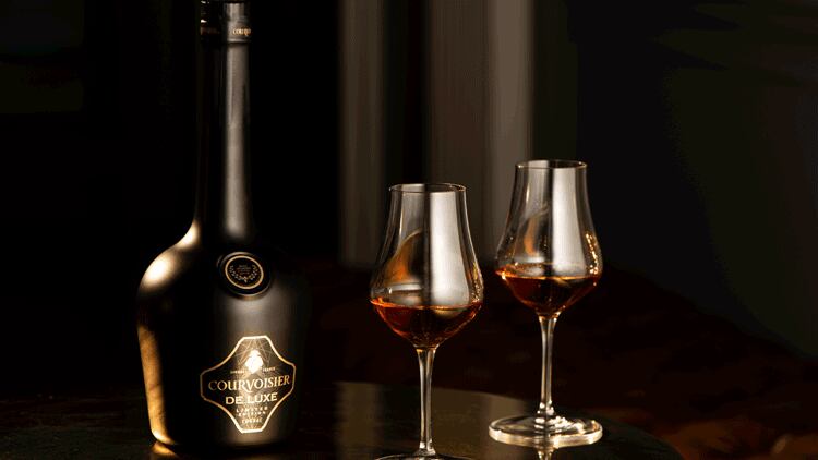 Courvoisier_DeLuxe-web.png