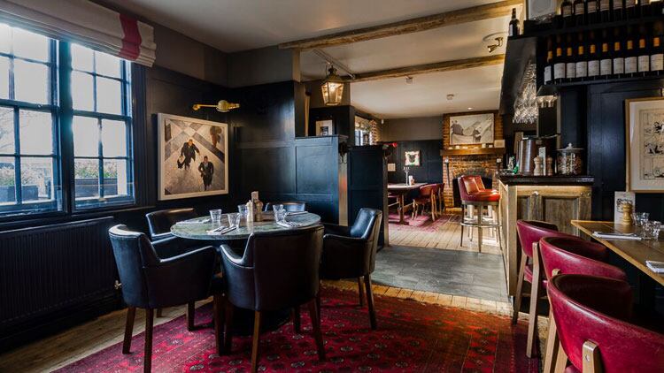 pub-interior.jpg