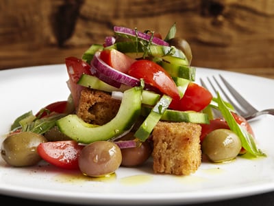 Panzanella_salad_077dark-1.jpg