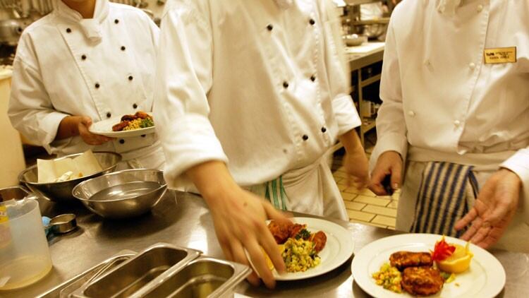 Majority of hospitality professionals believe they are underpaid, says study