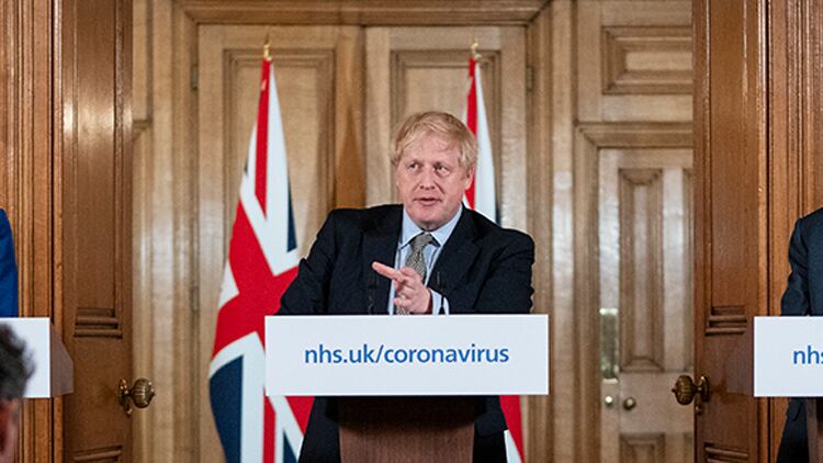 PM tells businesses to "stick by staff" ahead of support package for workers 