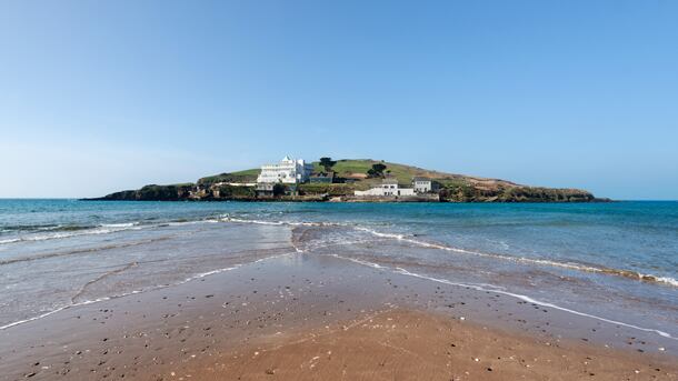 Burgh-Island-with-Tide-in.jpg