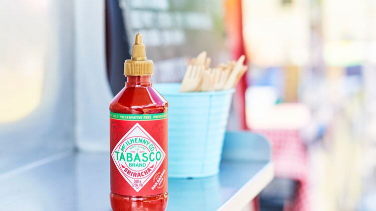 TABASCOSrirachaSauce_002_Landscape-1.jpg