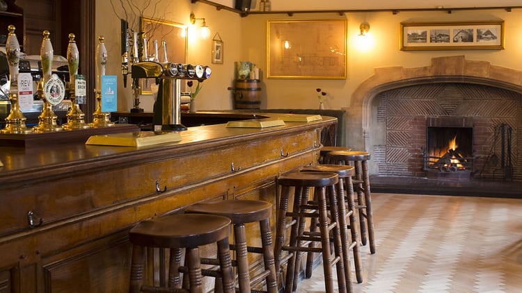 Bar-1.jpg