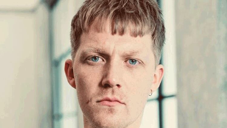 Tom-Spenceley-Head-Shot-web.png