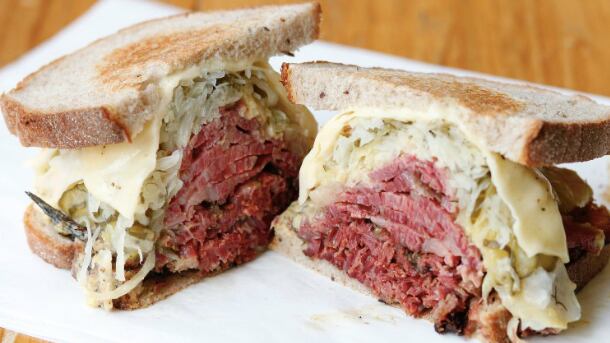 montys-deli-sandwich-610.jpg