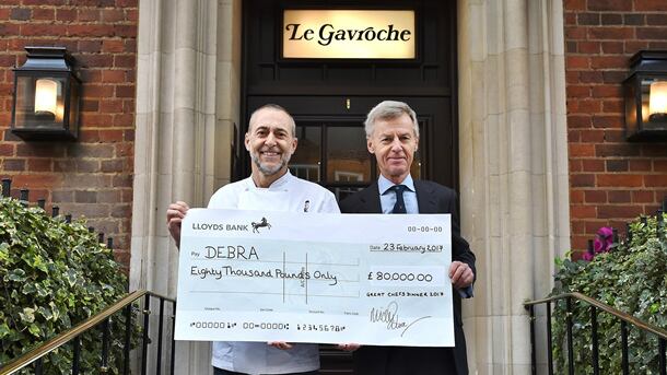 debra-cheque-micheljr-610.jpg