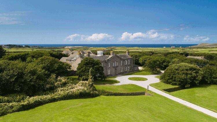 Robin-Hutson-s-hotel-group-The-Pig-will-open-its-latest-venue-Cornwall-on-31-July.png