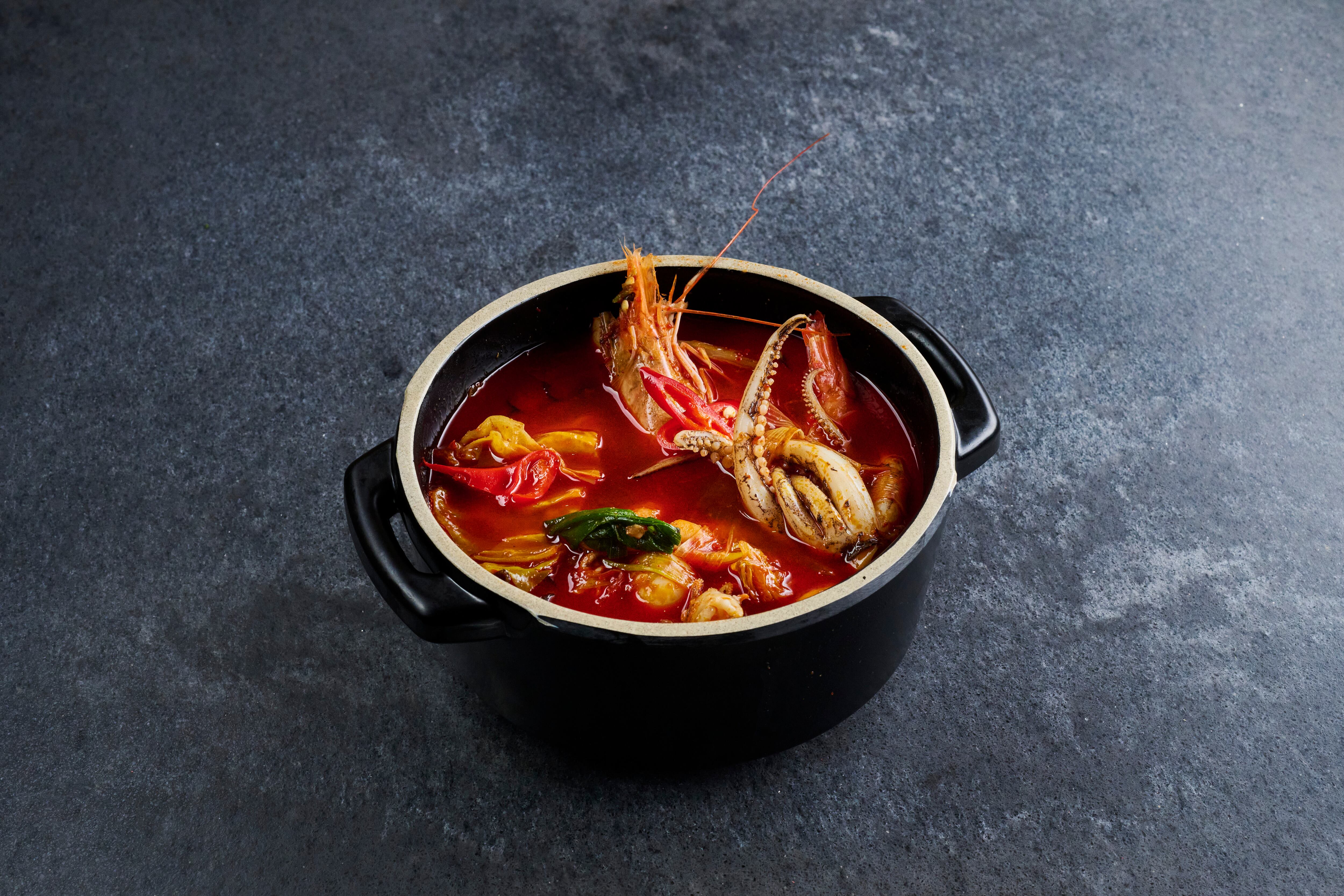 Korean BBQ restaurant Soom's seafood soup