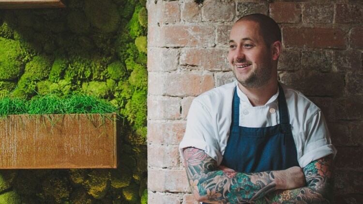 Alex Bond smashes crowdfund target for fried chicken restaurant Mollis