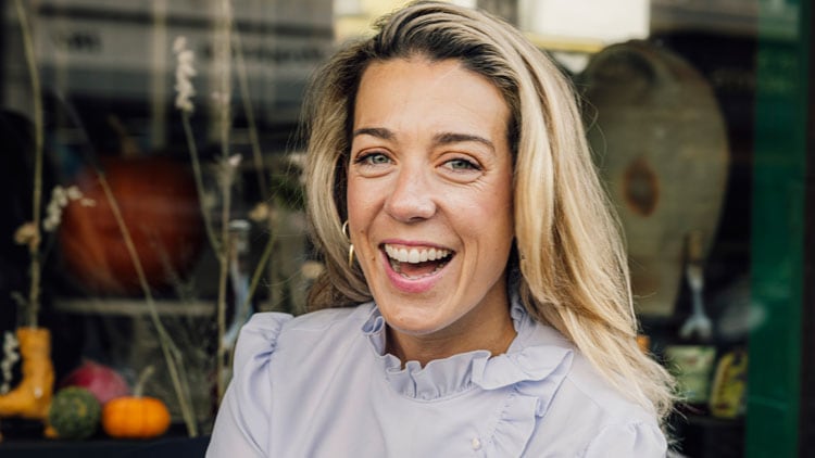 Natalia-Ribbe-on-her-Margate-natural-wine-restaurant-Sete.jpg