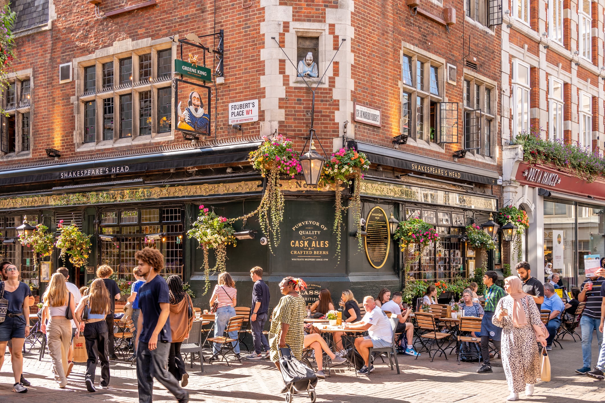 Cutting red tape: Sadiq Khan announces £300k Summer Streets Fund to boost London's hospitality scene