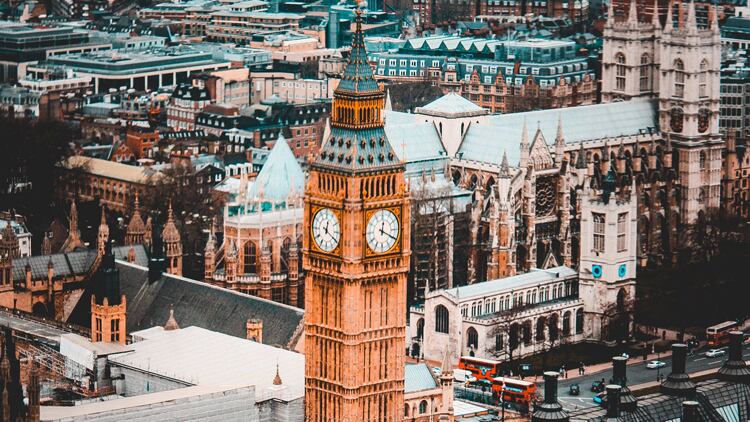 Government commits to business rates review
