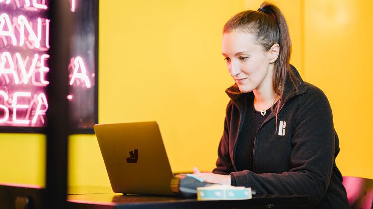 Deliveroo launches virtual training academy 