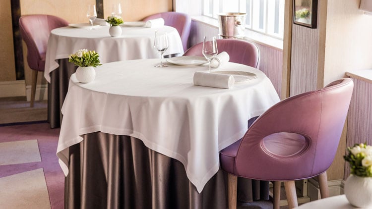 Gordon-Ramsay-dining-room.jpg