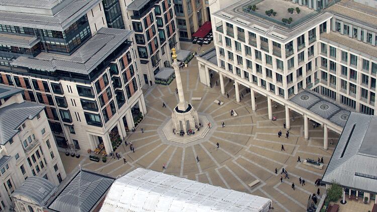 Government considering 'blanket permission’ to make public spaces available to hospitality businesses