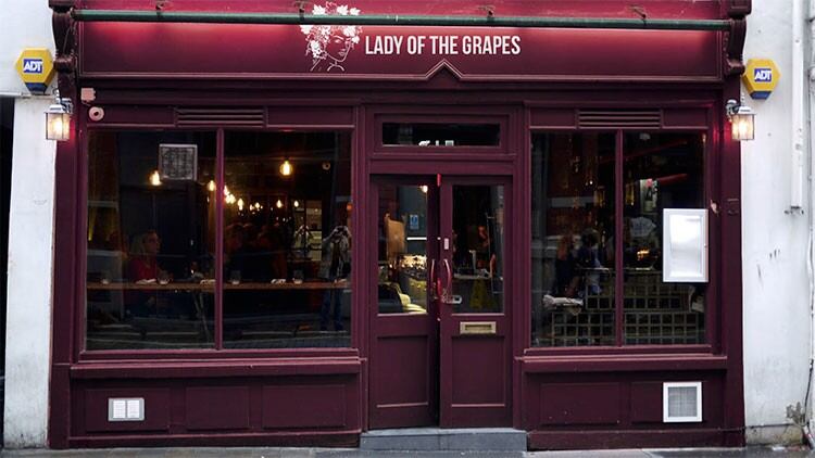 Lady-of-the-Grapes-Covent-Garden-bar_wrbm_large.jpg