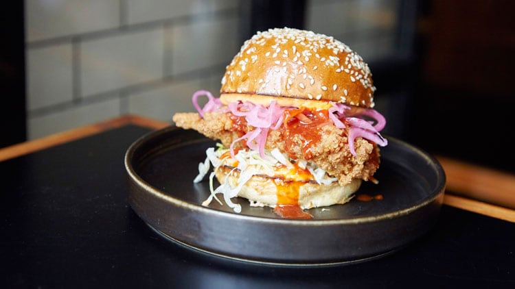 Coqfighter-chicken-burger-web.jpg