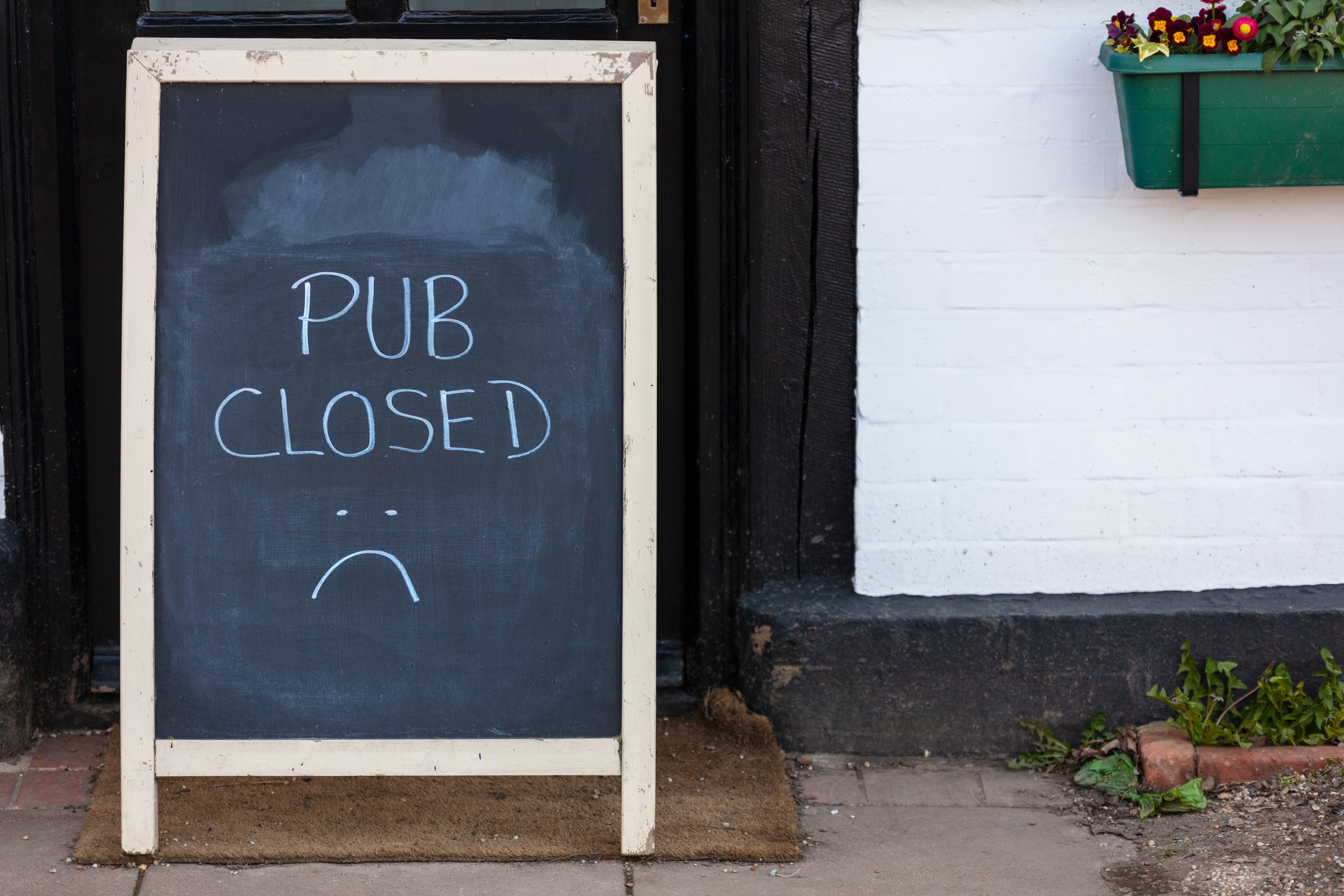 World Cup: Ascot pubs avoid showing match after police advice