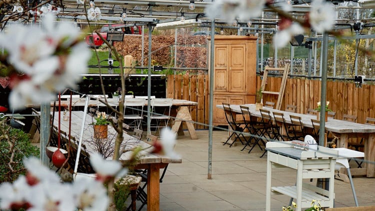 Fhior’s Scott and Laura Smith to close their café at Secret Herb Garden