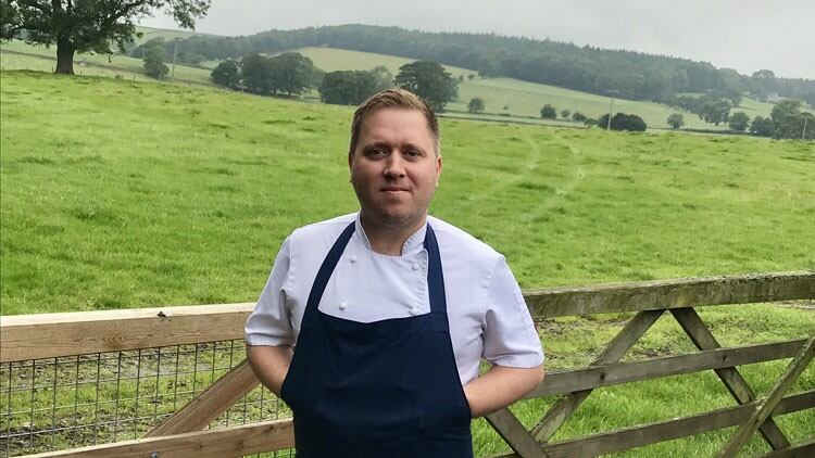 Paul-Leonard-to-replace-Kevin-Tickle-as-head-chef-at-The-Forest-Side-restaurant-and-rooms_wrbm_large.jpg