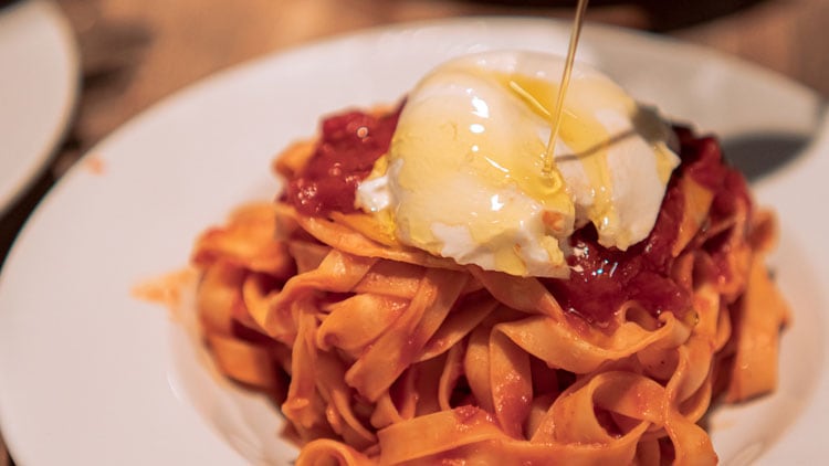 Dez Amore to open sixth London venue