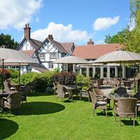 The-Nag-s-Head-Lawns-2.jpg