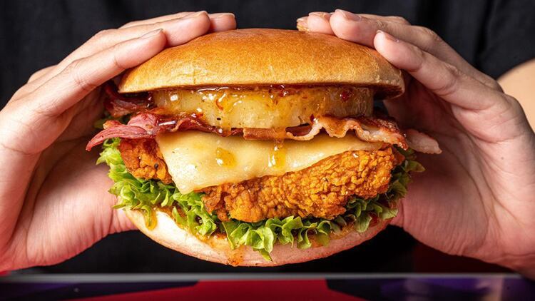 235839_jollibeetropicalchickenburger_275997.jpg