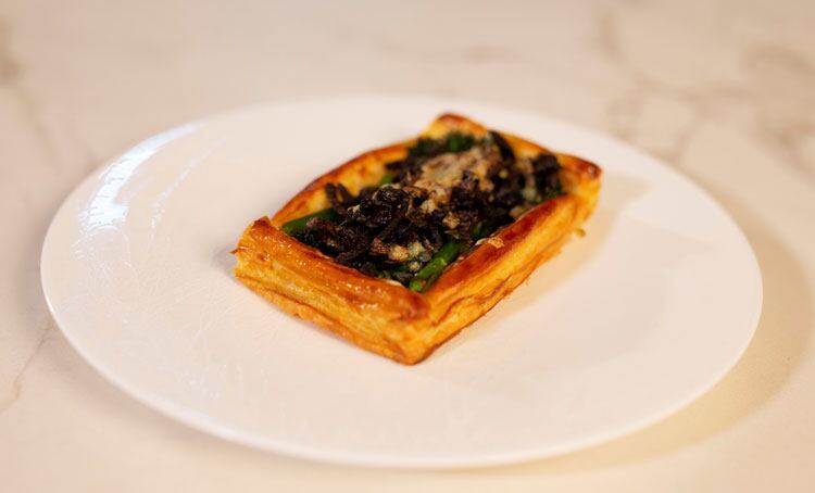 Recipe: Tenderstem® broccoli, onion, cheddar and caper tarts