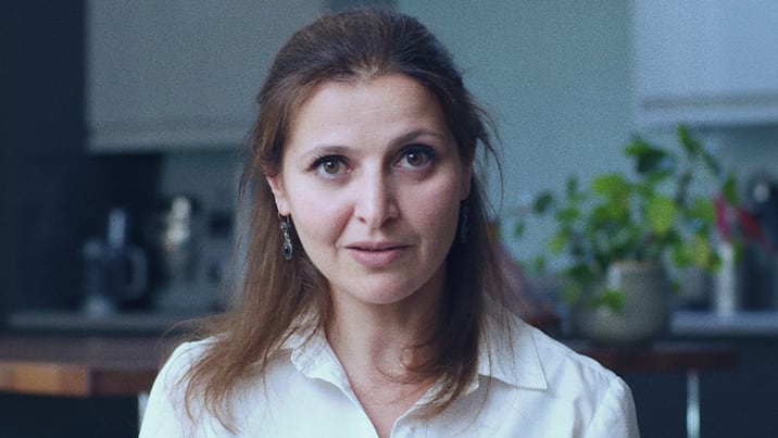 Mouna Elkekhia headshot for The Unknown Chef