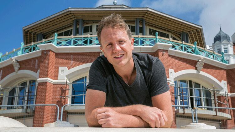 Dan Warne on Brighton’s Shelter Hall Raw