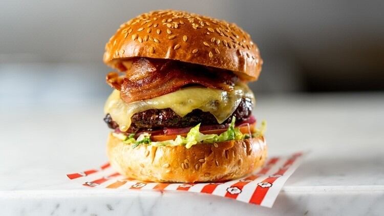 TGI-Fridays-owner-reports-further-sales-decline.jpg