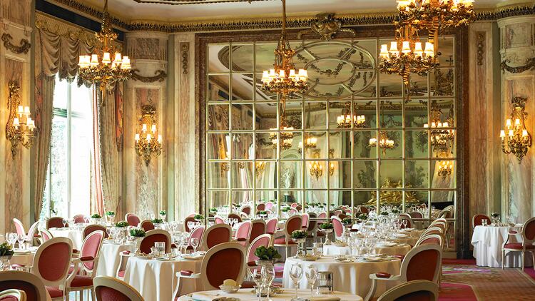The Ritz London hotel owners mull £800m sale 
