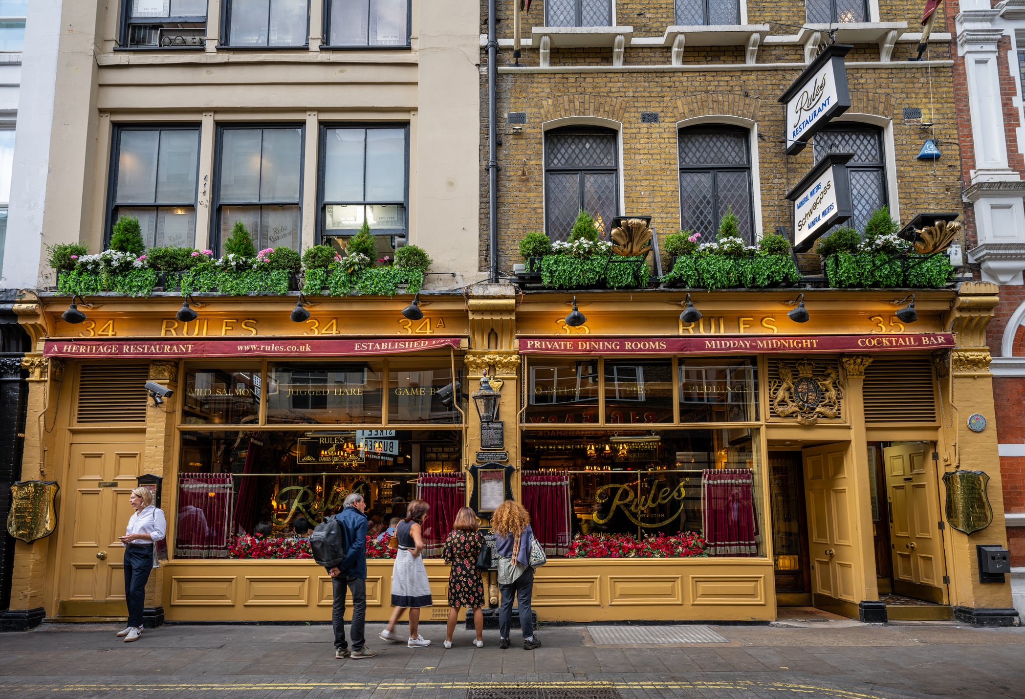 London, UK: Rules restaurant on Maiden Lane in Covent Garden, part of London's West End. Founded in 1798, Rules claims to be London's oldest restaurant.