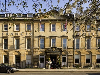 accor_mgallery_francis_bath.jpg