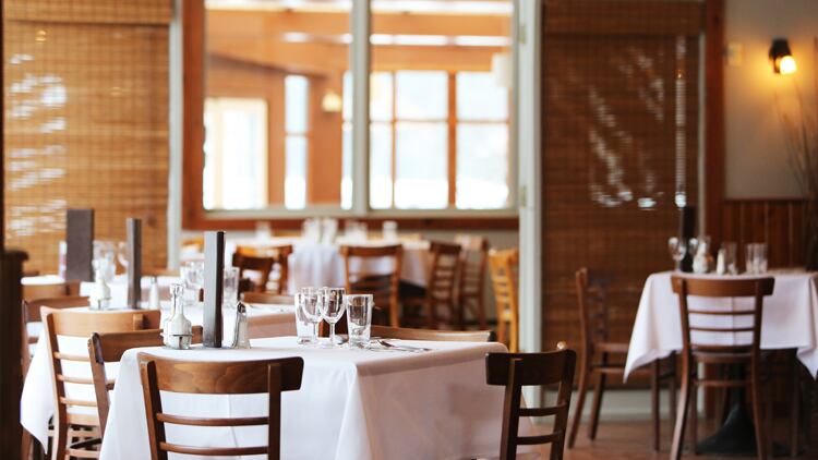 Restaurant, pub and bar closures slow to lowest rate in two years