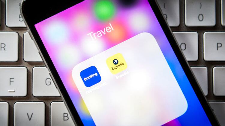 Hotel booking sites to end "misleading" sales tactics