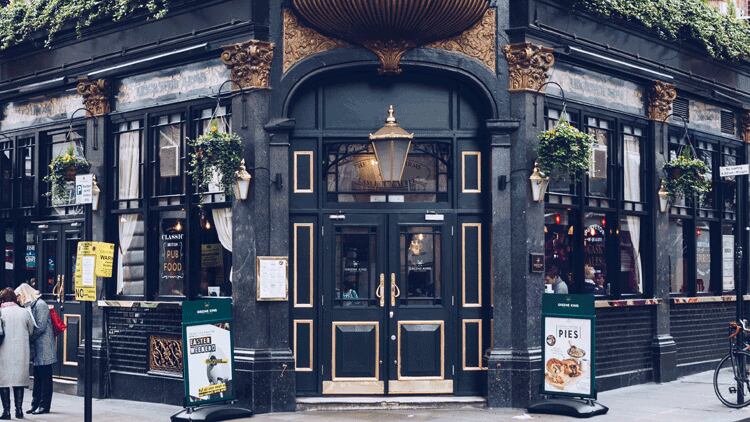Greene King set for pub closures with 800 jobs at risk