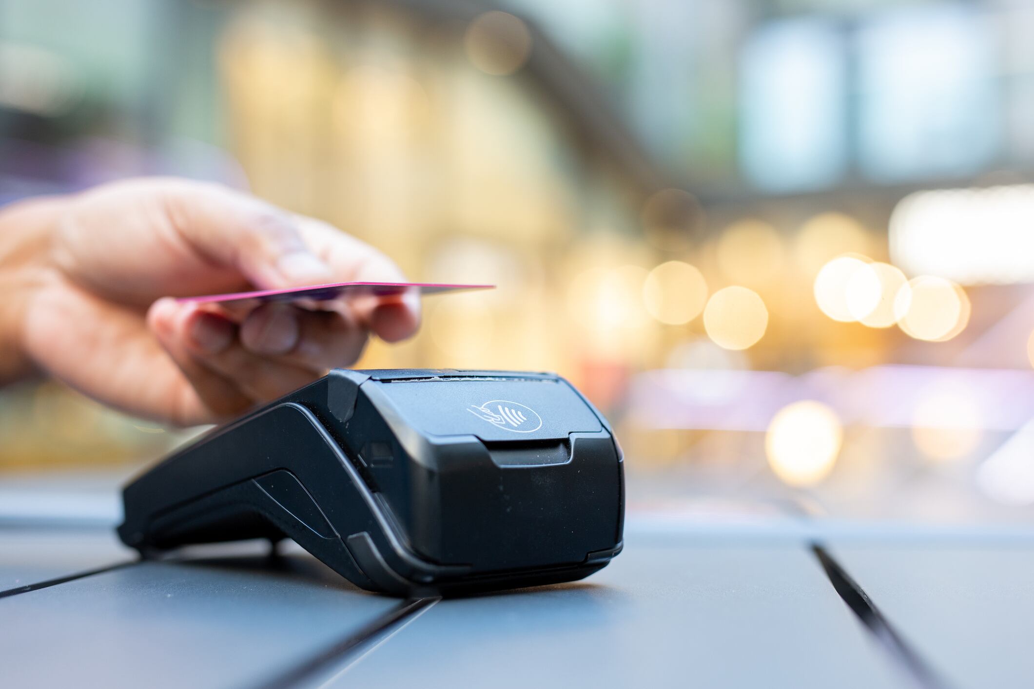 Card transactions at pubs, bars and clubs was down during 2025