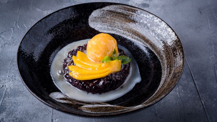 Sticky-Mango-6.jpg