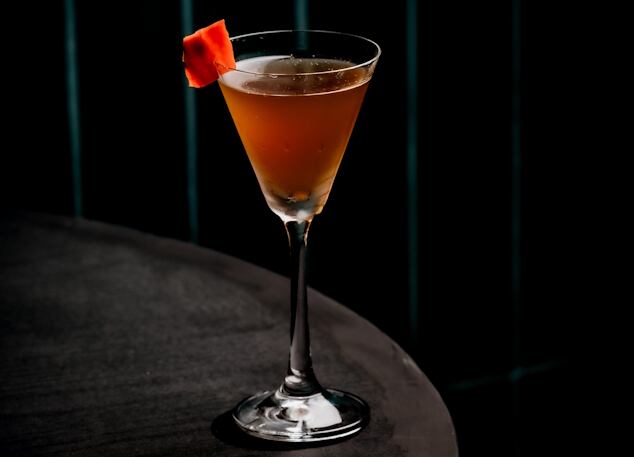 Hoax AOP martini - EVO oil vodka, fermented chilli, black garlic & vermouth
