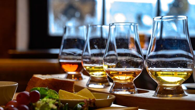 Scottish hospitality businesses 'will not survive' if forced to close before 10pm
