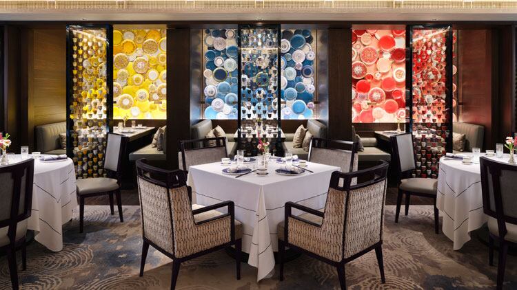 Canton-Blue-Chinese-restaurant-at-The-Peninsula-London-hotel.jpg