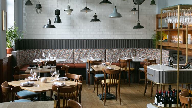 Latest opening: Elis