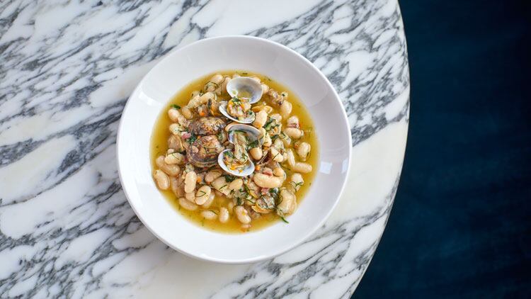 Clams-and-pig-trotters-sams-riverside.jpg