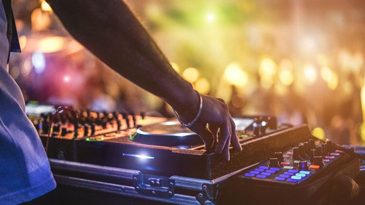 Nightclub bosses appeal for bailout