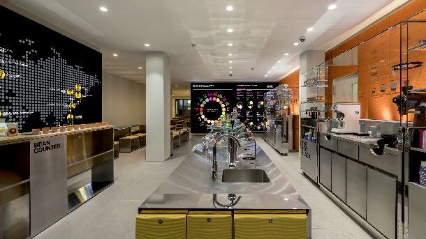 interior-new-black-610.jpg